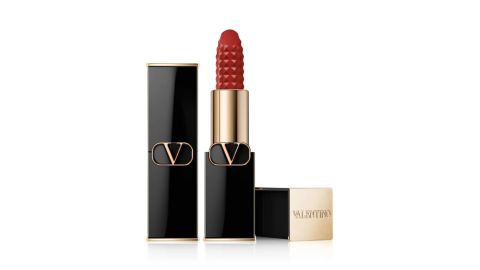 valentino-rosso-valentino-studded-lipstick-productcard-cnnu.jpg