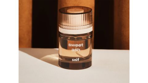 vday fragrance snif sweet ash