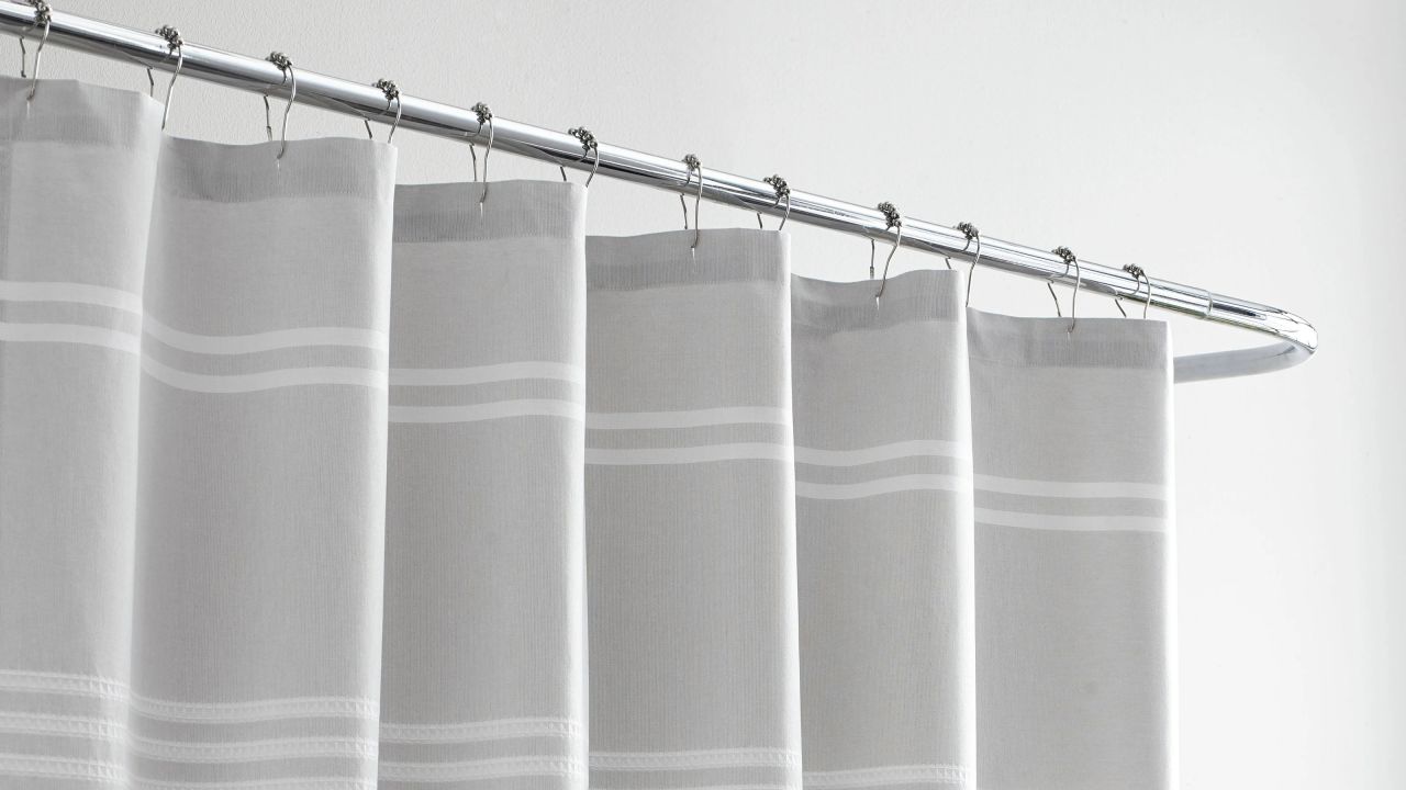 Vera Wang Seersucker 100% Cotton Striped Shower Curtain cnnu.jpg
