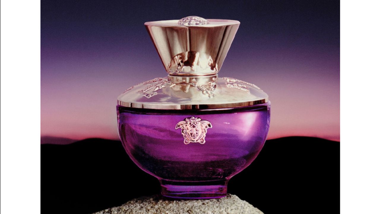 versace-Dylan-Purple-Eau-de-Parfum.jpg