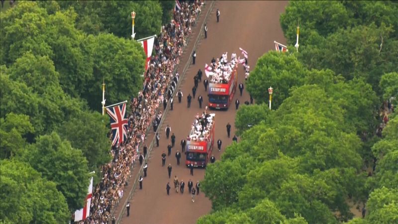 https://media.cnn.com/api/v1/images/stellar/prod/victory-parade.jpg?c=16x9&q=w_800,c_fill