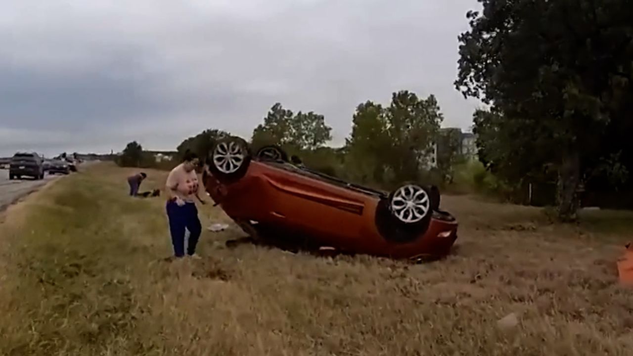 VIDEO Texas police rescued infant digvid 1.jpg