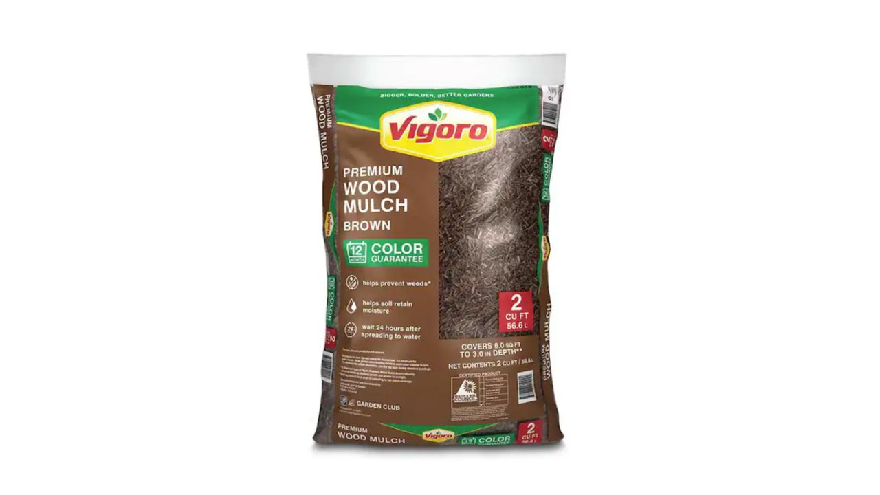 Vigoro Bagged Premium Brown Wood Mulch.jpg