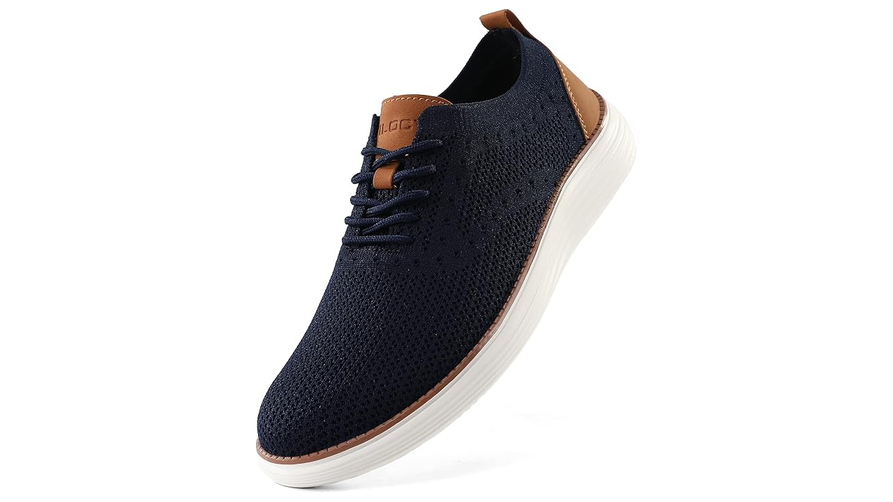 VILOCY Men's Casual Dress Sneakers stock photo