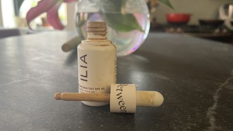 Ilia Super Serum Skin Tint SPF 40