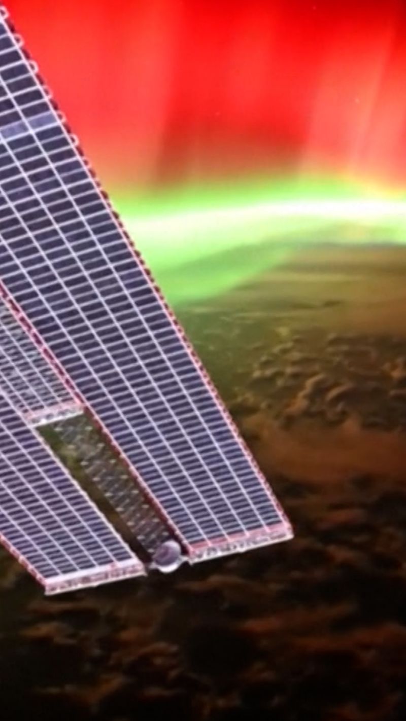 Aurora lights captured from space | CNN