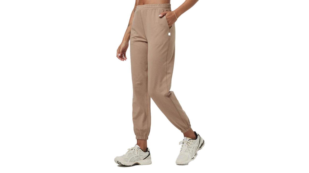 Vuori Boyfriend Jogger.jpg
