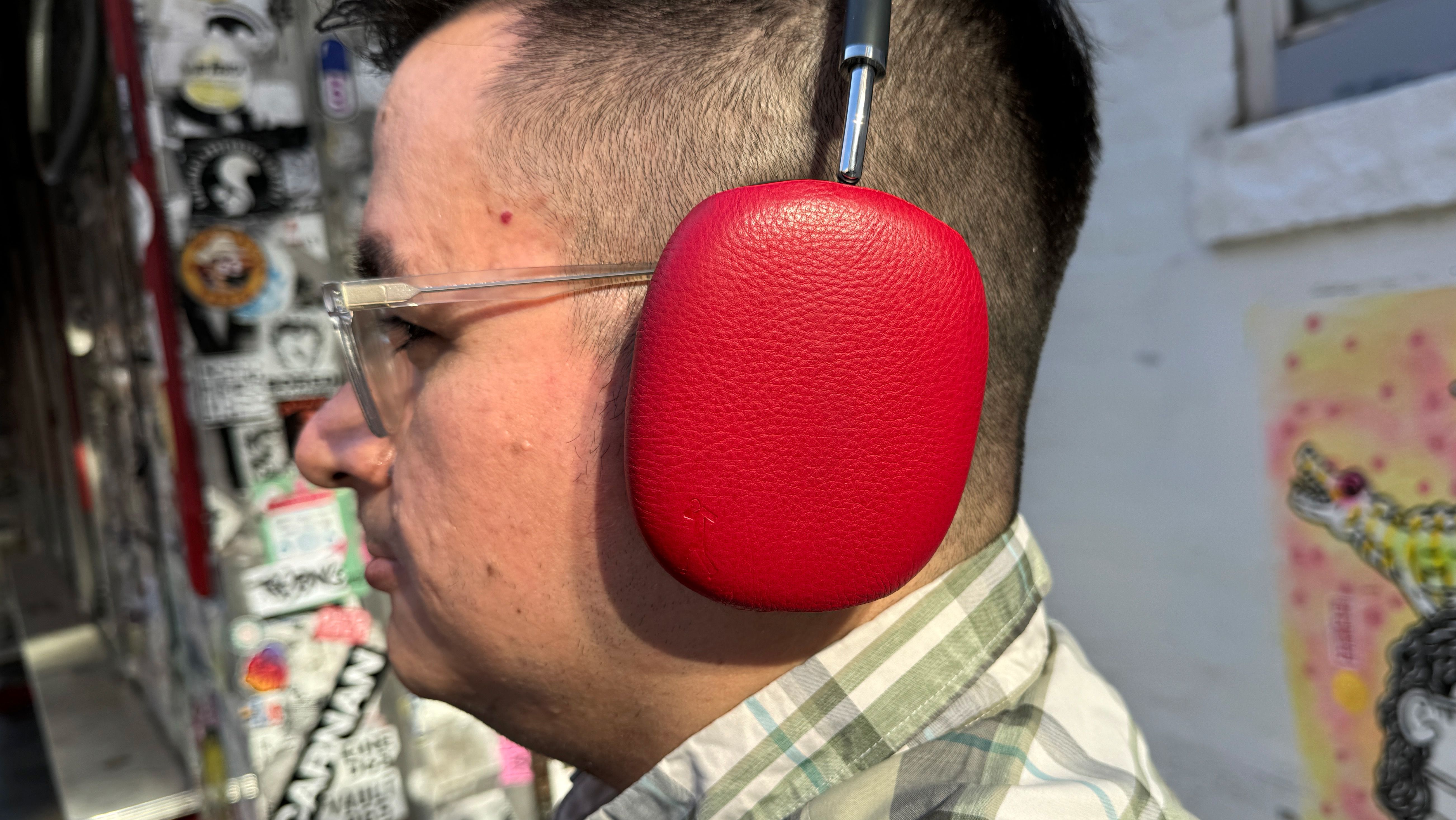 Commuter Walkman leather AirPods Max cover review