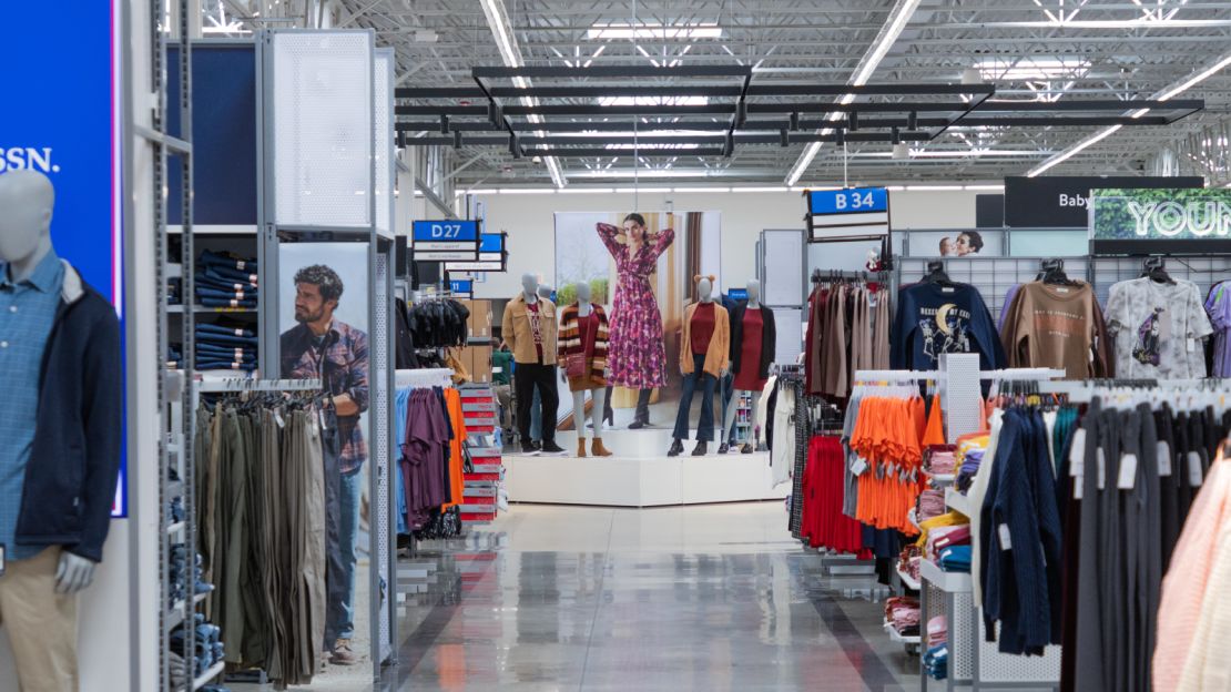 Walmart is attempting to not just draw new customers in, but keep them in stores longer.