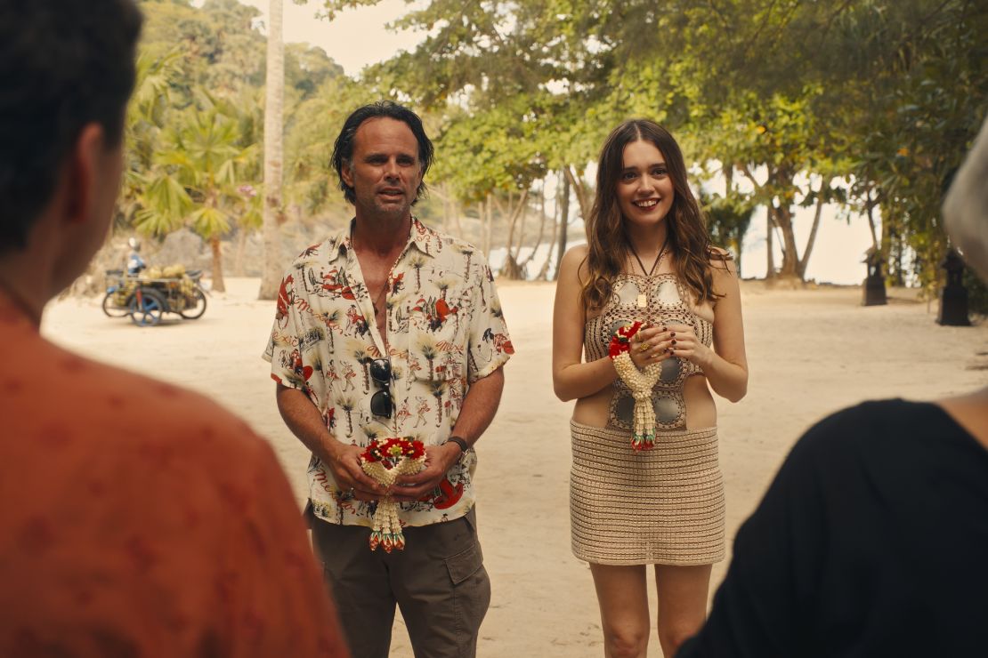 Walton Goggins, Aimee Lou Wood in “The White Lotus” Season 3, episode 1.