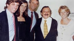 Encuentro del empresario Álvaro Noboa (centro) con Michael Kennedy (+), Mary Richardson Kennedy (+), Robert Kennedy Jr. y Rory Kennedy.