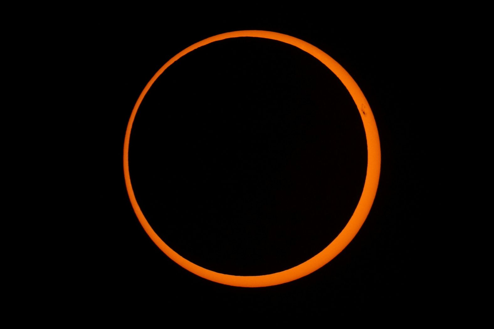 The moon moves across the sun during an <a href="index.php?page=&url=https%3A%2F%2Fwww.cnn.com%2F2024%2F10%2F02%2Fscience%2Fgallery%2Fin-pictures-solar-eclipse-ring-of-fire%2Findex.html">annular solar eclipse</a> seen from the southeastern Pacific territory of Rapa Nui, also known as Easter Island, on Wednesday, October 2. The eclipse was seen in parts of South America on Wednesday, creating a <a href="index.php?page=&url=https%3A%2F%2Fwww.cnn.com%2F2024%2F10%2F01%2Fscience%2Fannular-solar-eclipse-october-time-path%2Findex.html">blazing “ring of fire”</a> in the sky.