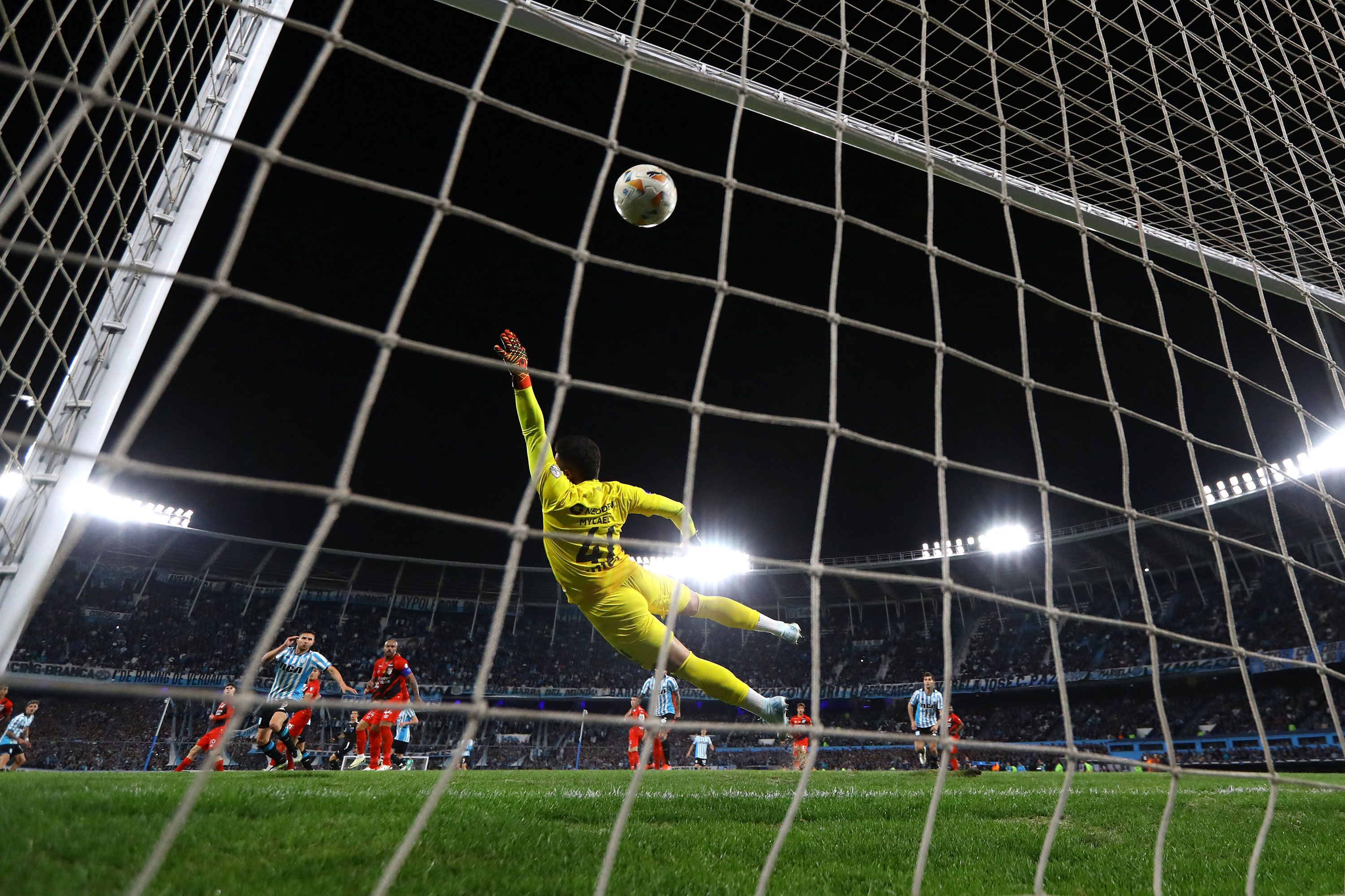 Racing's Gastón Martirena scores against Athletico Paranaense