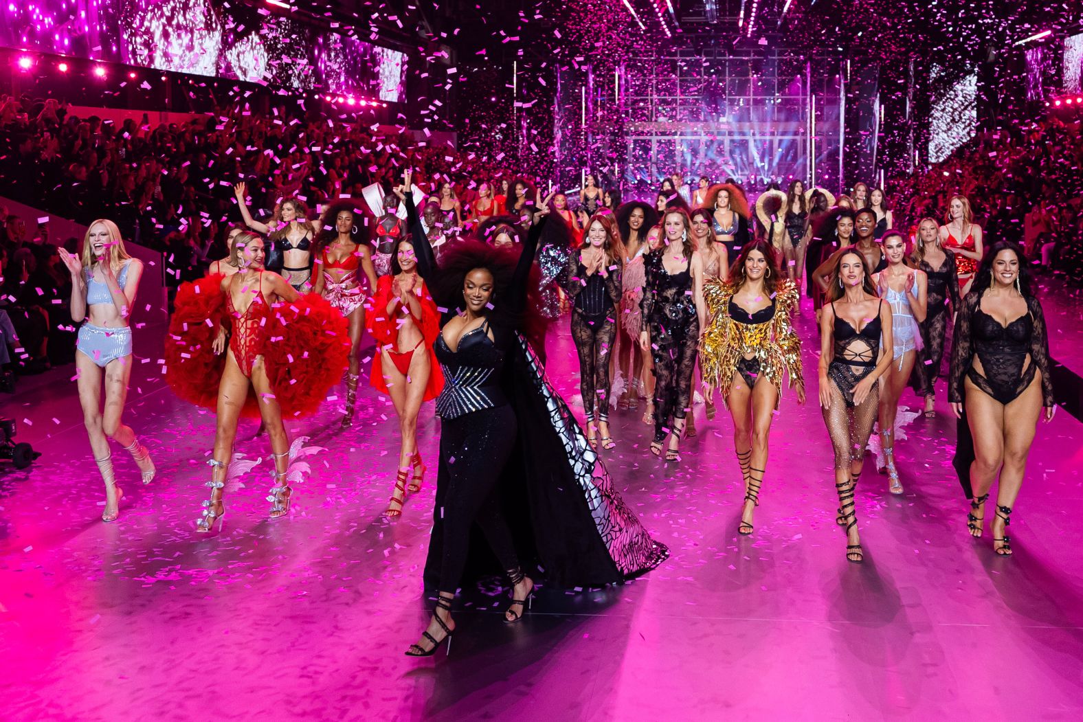 Tyra Banks leads models on a runway walk during the Victoria’s Secret Fashion Show on Tuesday, October 15. <a href="index.php?page=&url=https%3A%2F%2Fwww.cnn.com%2F2024%2F10%2F16%2Fstyle%2Fvictorias-secret-fashion-show-return-ny%2Findex.html">The show was returning after a six-year hiatus</a>.