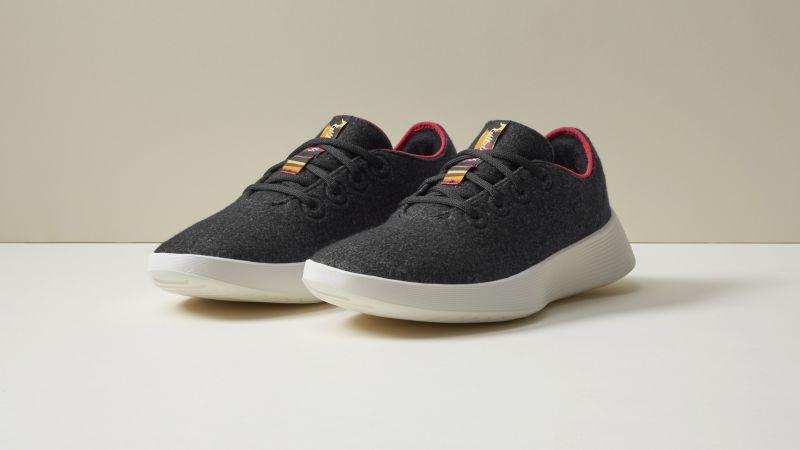 Red on sale allbirds women's