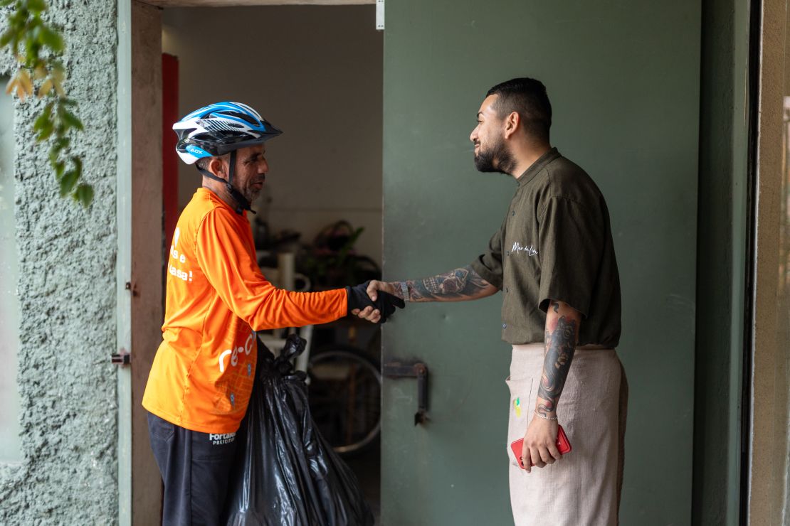 El programa ha hecho que mejore la percepción de la ciudadanía sobre los recolectores, según sus protagonistas