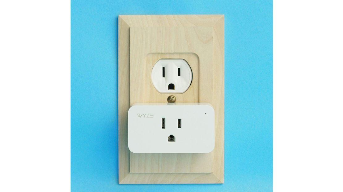 https://media.cnn.com/api/v1/images/stellar/prod/wyze-smart-plug.jpg?q=w_1110,c_fill