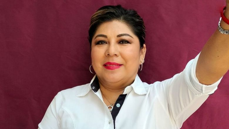 Yesenia Lara Gutiérrez aparece en una foto tomada de su página de Facebook. Gutiérrez murió junto con otras tres personas en un tiroteo durante un evento de campaña.