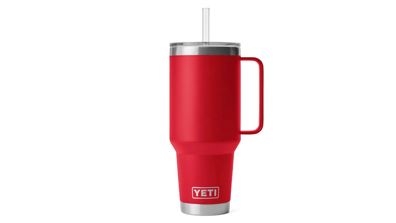 YETI 35 oz POWER PINK STRAW LID Rambler Mug Cup Handle Limited Edition NEW
