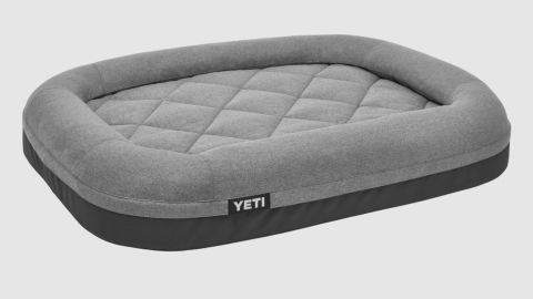 Yeti Trailhead Dog Bed product card CNNU.jpg