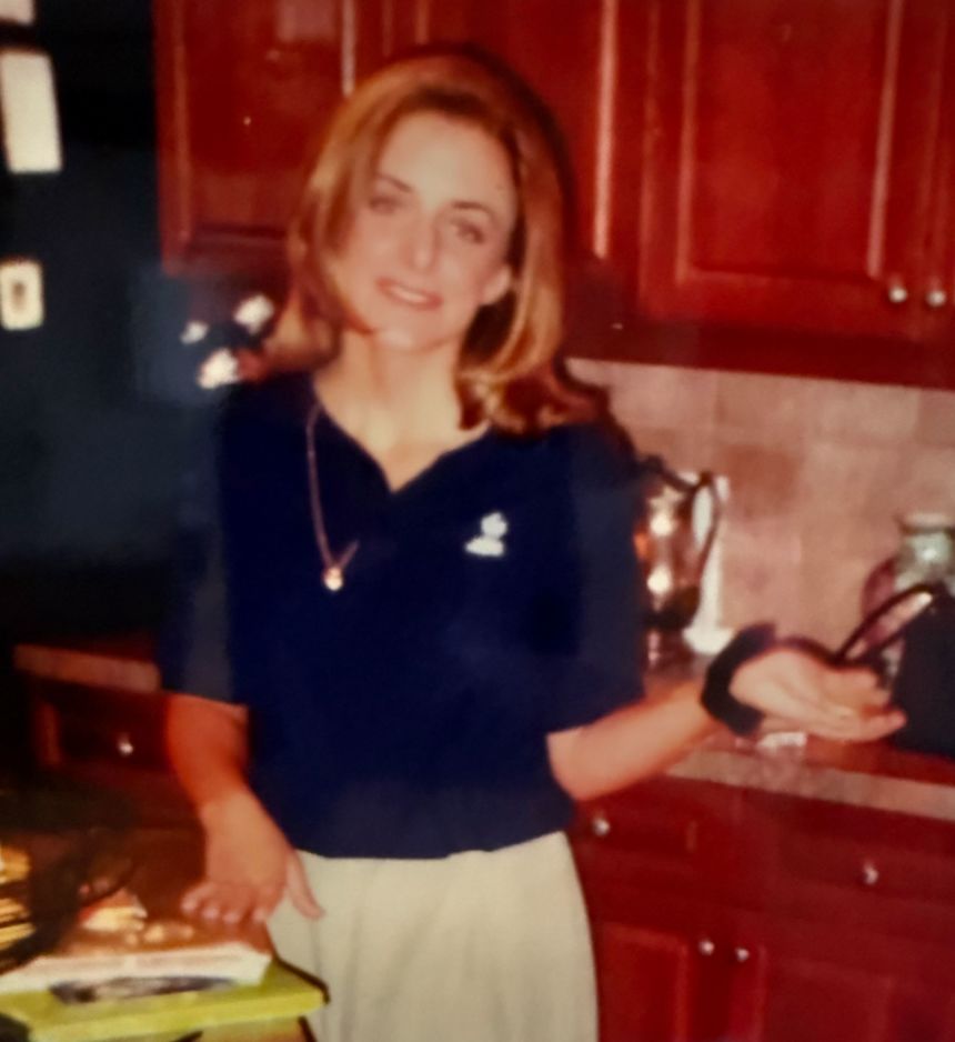 Ashley Rubright was a teenage high school student when she met Epstein.