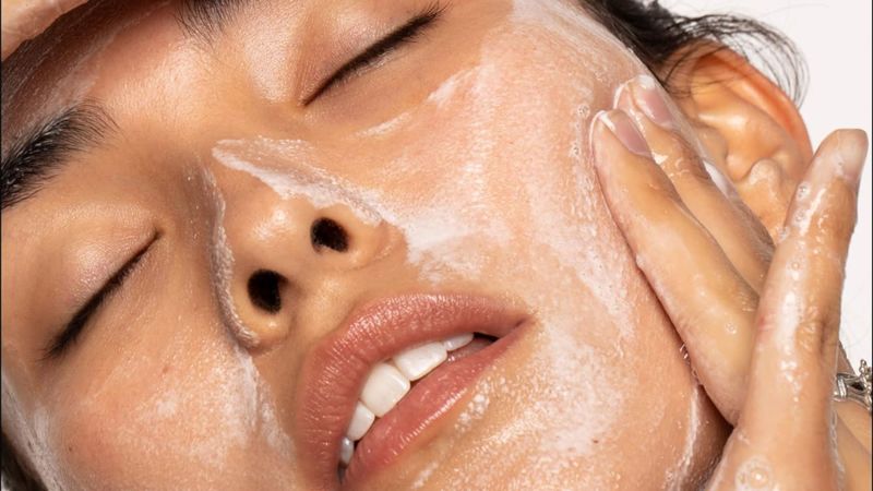 Best face washes on sale for sensitive skin