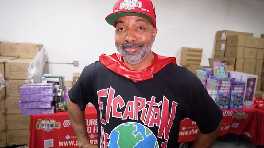 Yuri portrait smile.jpeg