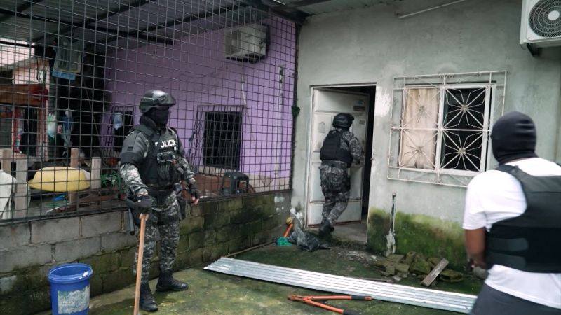 Video: CNN gets rare access embedded with Ecuadorian police and military