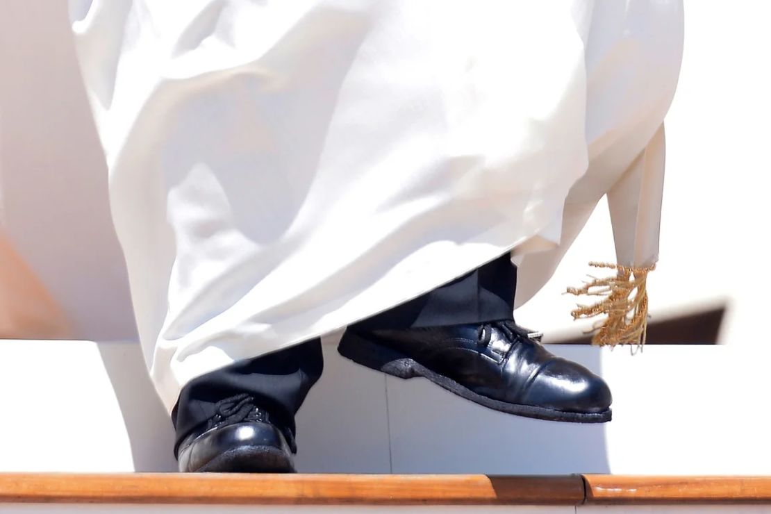 Los zapatos del papa Francisco se convirtieron en un símbolo de su legado y su sentido de la humildad.
