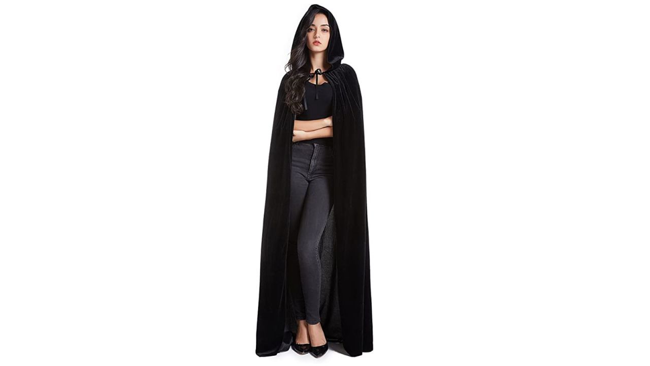 211011114942-last-minute-halloween-costumes-crizcape-unisex-adult-hooded-velvet-costume-cape.jpg