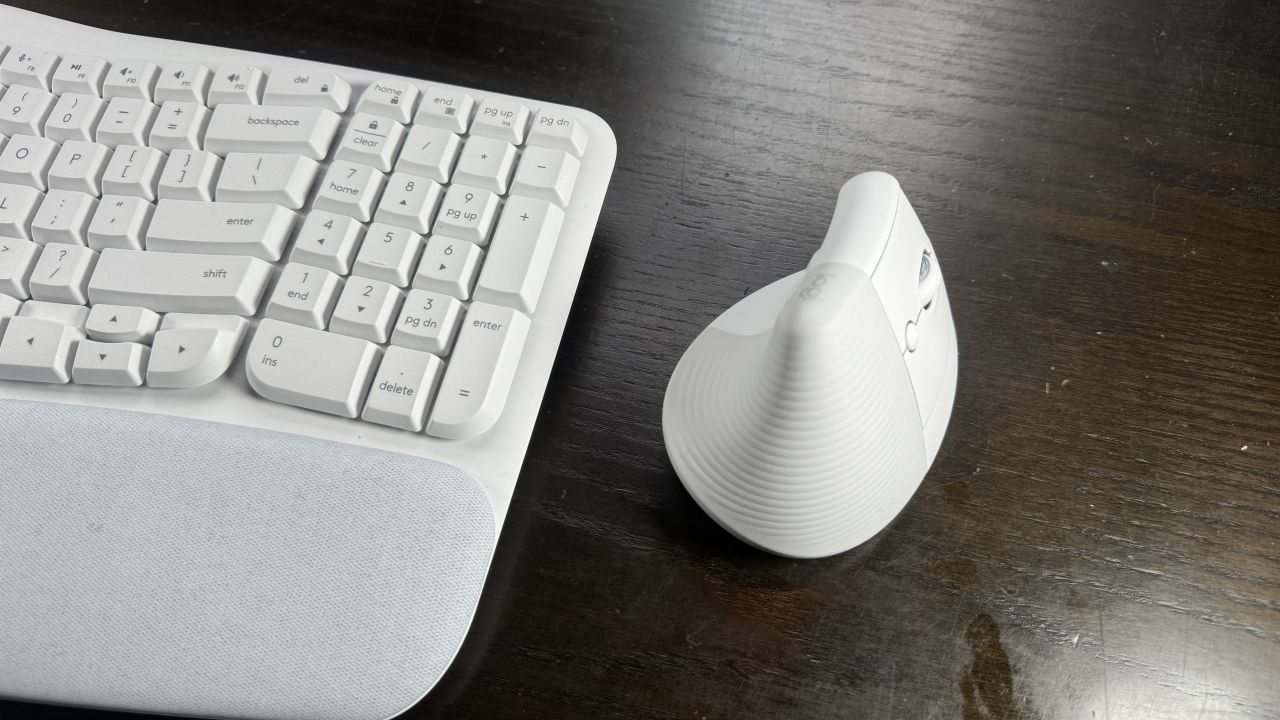 logitech-wave-keys-review-outro-focus-on-lift-mouse-cnnu.jpg