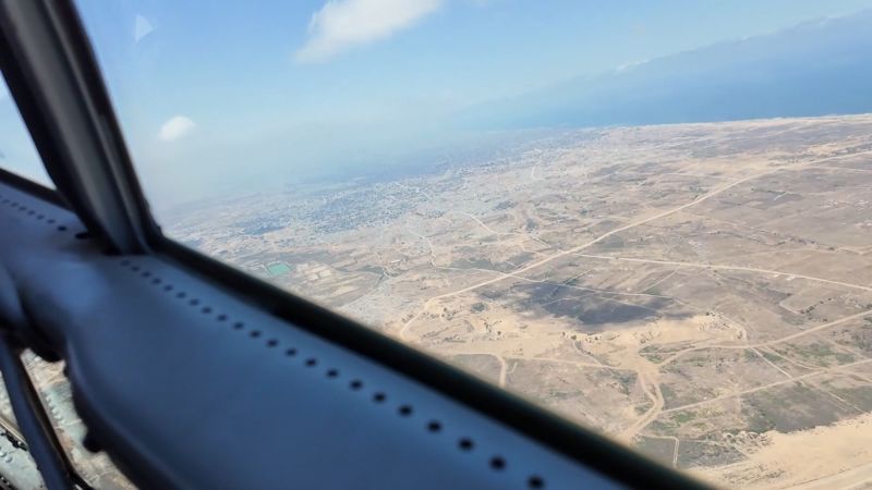 Video: Inside a Jordanian plane delivering essential aid to Gaza