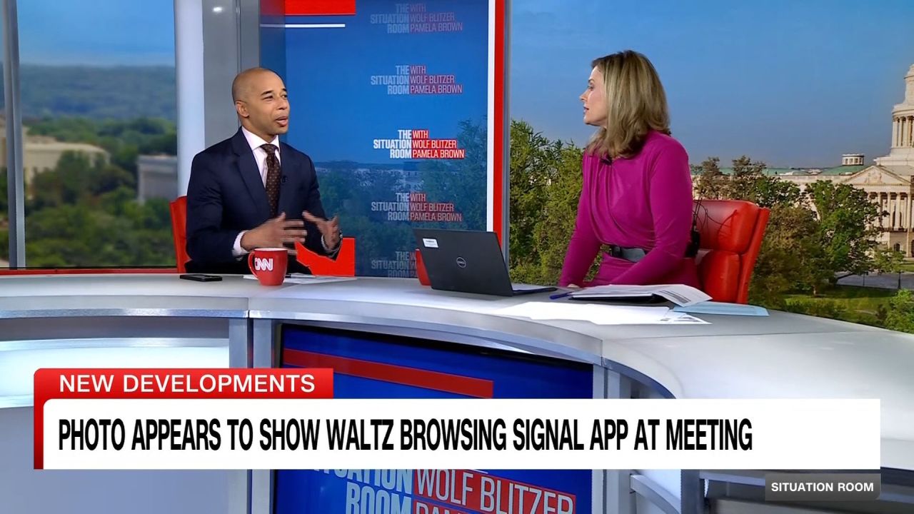 <p>Former Federal Prosecutor Elliot Williams talks with Pamela Brown about whether it's appropriate for Trump administration officials to continue using the commercial Signal app for communications. </p>