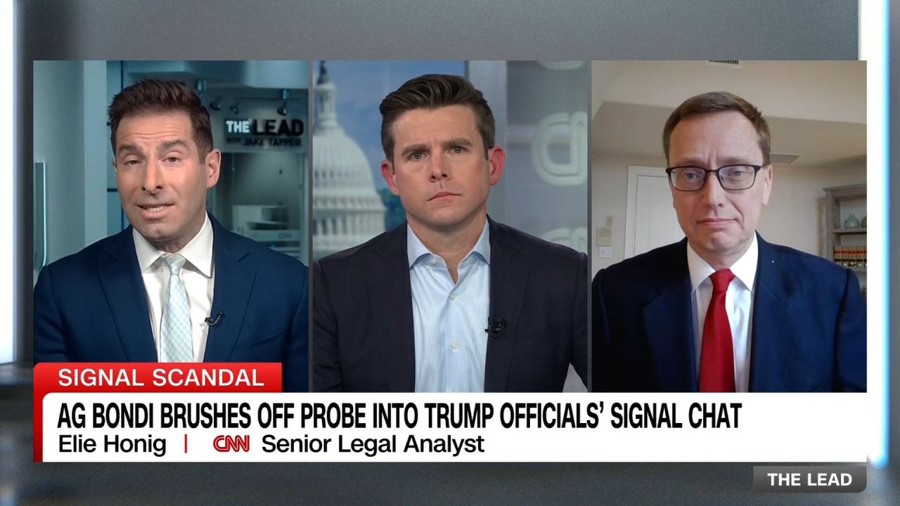 clipped thumbnail - the-lead-legal-panel - CNN ID 21500674 - 00:03:38;11