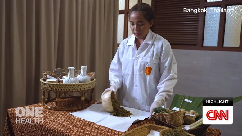 <p>Herbal compresses have been used in Thailand for centuries to reduce pain and inflammation. Scientists at Thammasat University in Thailand are trying to standardize the use of these herbs with new research, and make herbal therapies like the compress more accessible.</p>