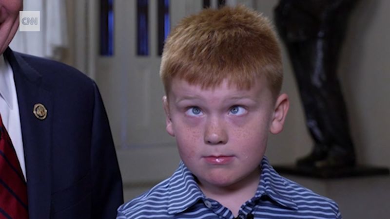 Video: Lawmakers 6-year-old on makes CNN anchors laugh with funny faces | CNN Politics