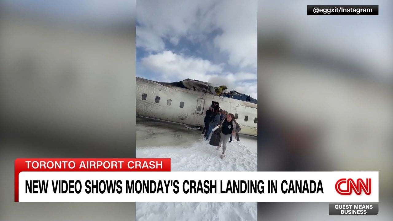 <p>Jason Carroll has the latest after a shocking plane crash at Toronto Pearson International Airport.</p>