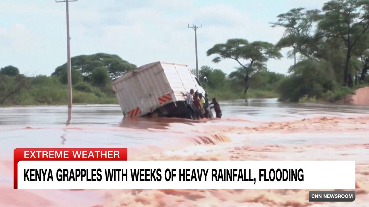 <p>Kenyans living near dams and reservoirs are being told to leave, as the flood-ravaged country braces for even more heavy rain. CNN's Larry Madowo reports. </p>