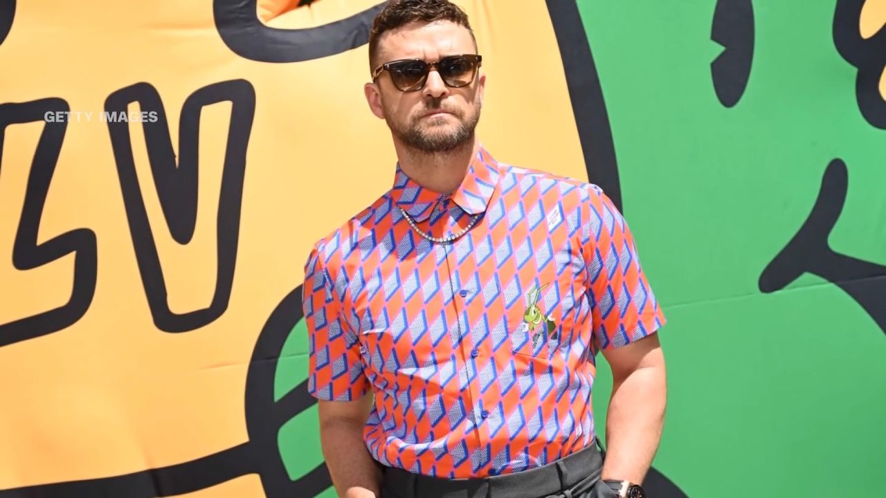 <p>Justin Timberlake fue arrestado y se encuentra bajo custodia por conducir bajo intoxicación que puede ser alcohol, medicamentos o sustancias controladas.</p>