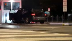 clipped thumbnail - car-crash-white-house-ldn-digvid - CNN ID 22051270 - 00:00:00;00