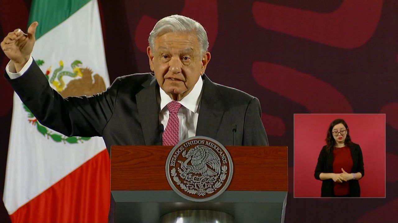 <p>El presidente de México, Andrés Manuel López Obrador, dijo estar muy contento después de que la candidata oficialista, Claudia Sheinbaum, resultara ganadora en las elecciones a la presidencia de México, según los resultados preliminares reportados por el Instituto Nacional Electoral (INE). El mandatario dedicó estas palabras a Sheinbaum.</p>