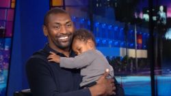 clipped thumbnail - - CNN ID 22122006 - 00:00:15;12