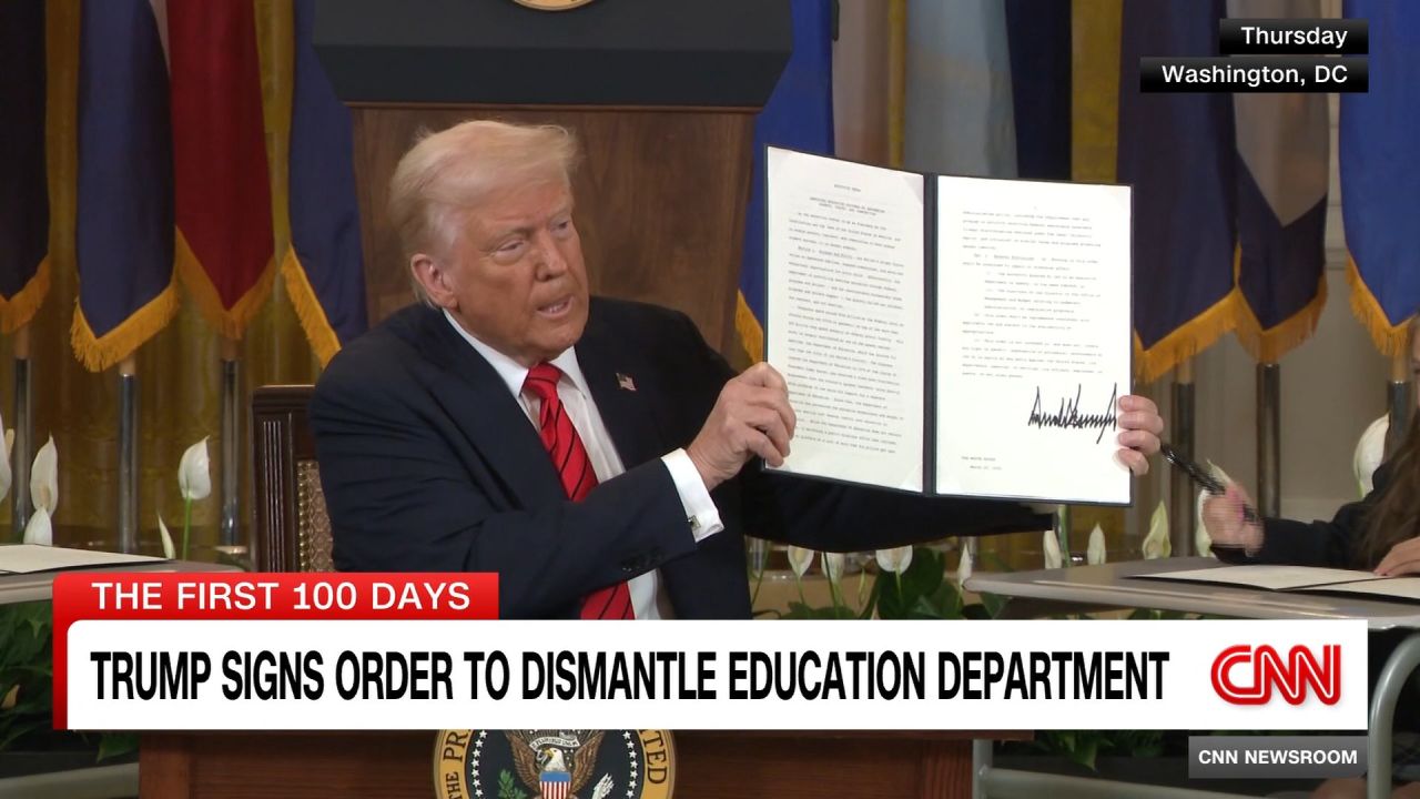 <p>U.S. President Donald Trump is trying to dismantle the Department of Education with a new executive order signed Thursday. CNN's Sunlen Serfaty reports.</p>