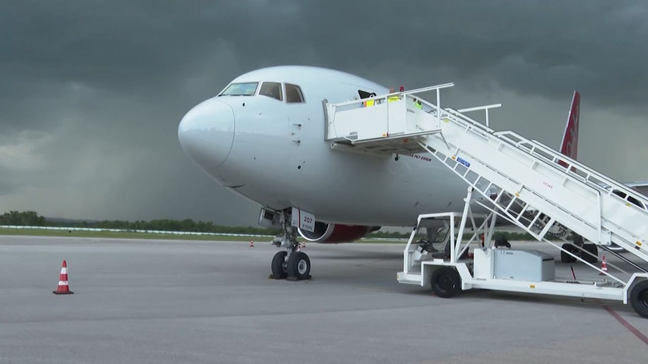 clipped thumbnail -  - CNN ID 21916017 - 00:00:38;29