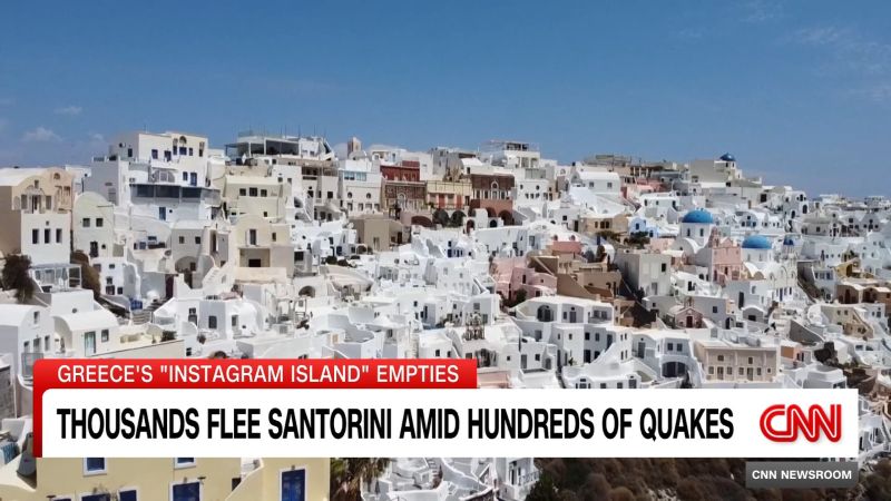 Thousands flee Santorini as earthquakes rattle Greek tourist haven