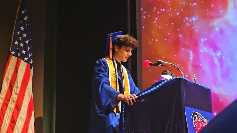 <p>Alem Hadzic’s father was diagnosed with cancer during his senior year of high school. Hadzic is his school’s Valedictorian and decided to continue ahead with his graduation speech, even though the ceremony was on the same day of his father’s funeral.</p>