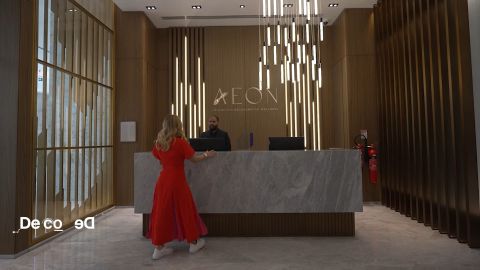 <p>Biohackers are on a mission to push the boundaries of longevity and human potential. CNN’s Anna Stewart goes to Aeon Clinic in Dubai to explore first hand some of the wellness and anti-aging therapies that were once-fringe practices and are now rapidly gaining mainstream acceptance.</p>