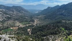 <p>Richard Quest visits Turkey's Muğla Province.</p>