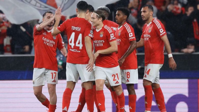 <p>Benfica debuta en el nuevo formato del Mundial de Clubes FIFA 2025 en Estados Unidos tras obtener plaza por ranking UEFA. El jugador argentino Ángel Di María disputará el último torneo con Las Águilas antes de volver al país sudamericano.</p>