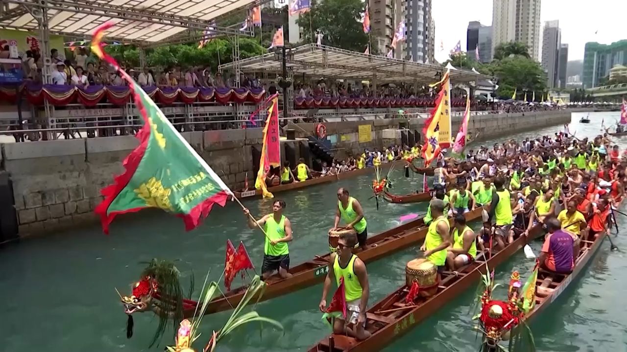 <p>Celebrado el quinto día del quinto mes del calendario lunar chino, este patrimonio cultural inmaterial de la humanidad es celebrado por diversos grupos étnicos en China y el resto del mundo.</p>